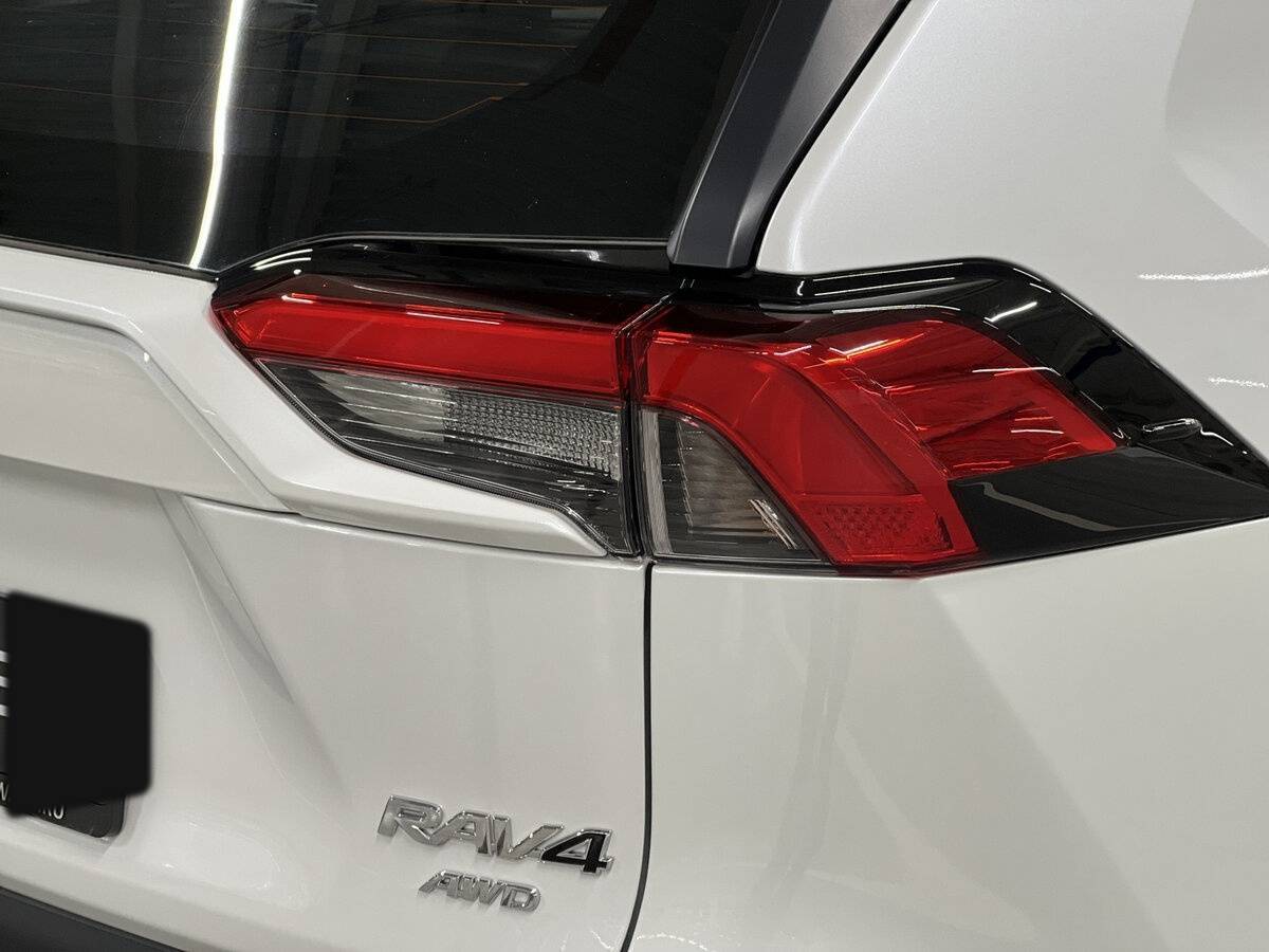 Купить Toyota RAV4 с пробегом. Фото: #8