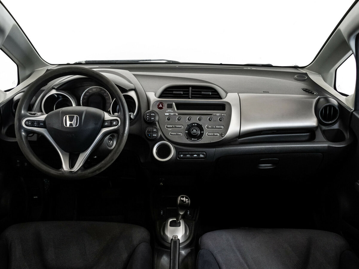Купить Honda Jazz с пробегом. Фото: #9