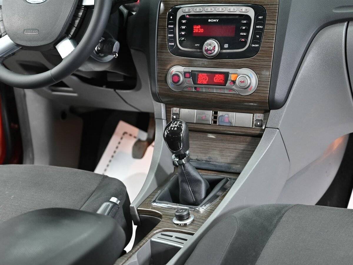 Купить Ford Focus с пробегом. Фото: #9