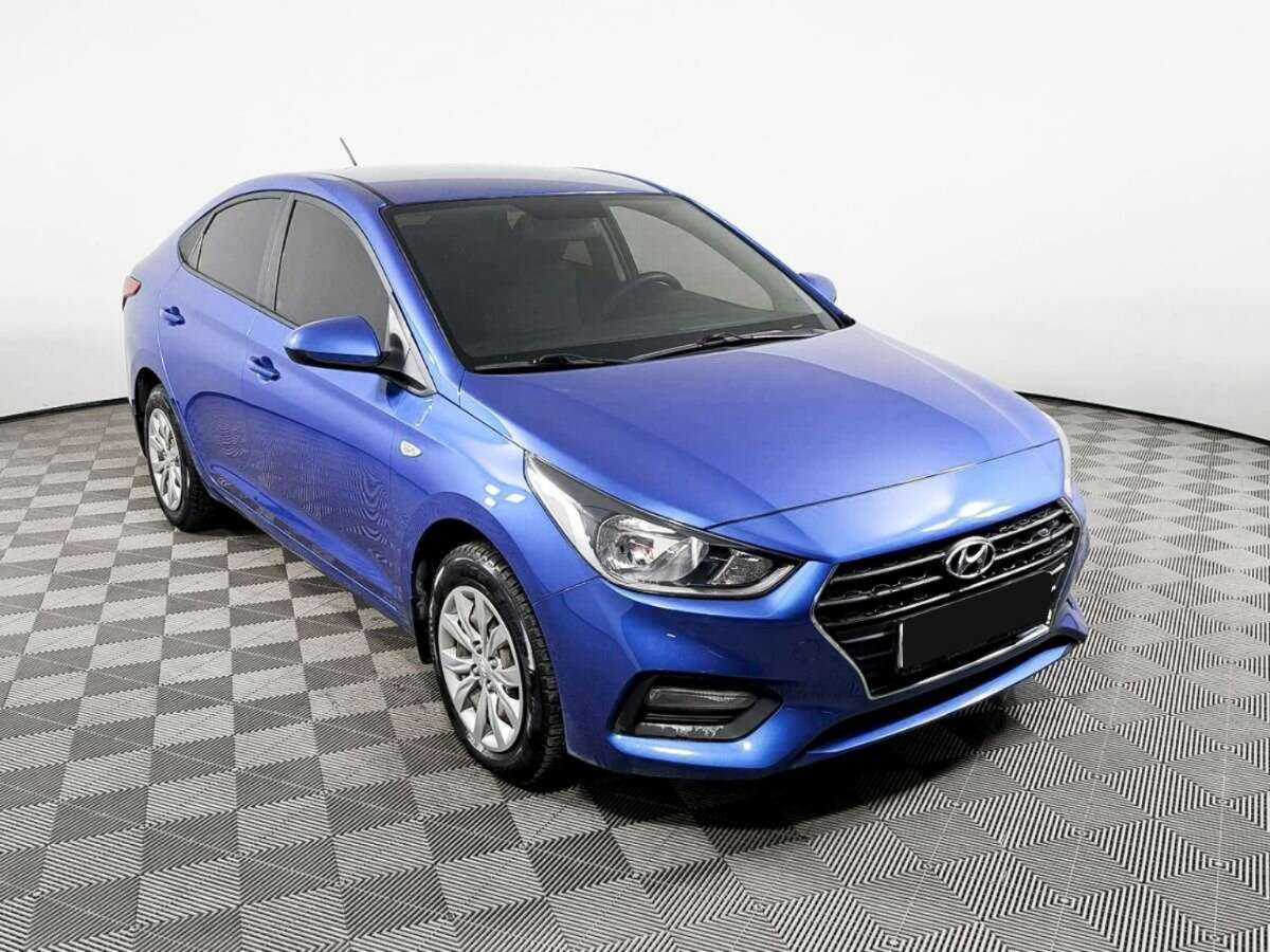Купить Hyundai Solaris с пробегом. Фото: #2