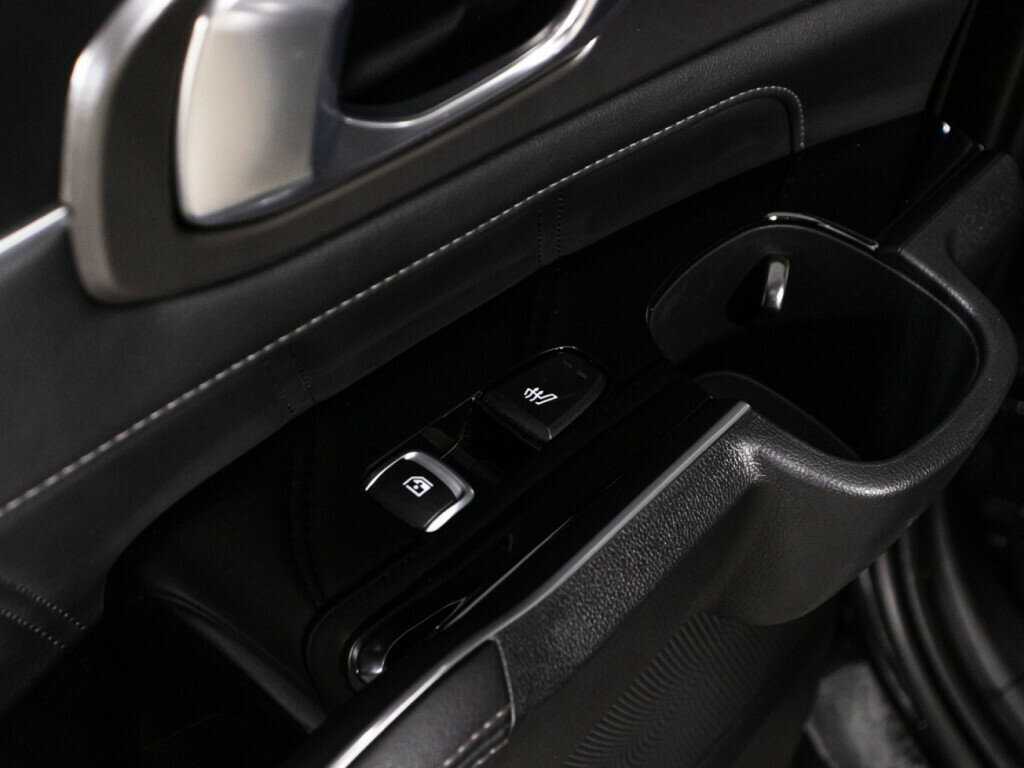 Купить Kia Sorento с пробегом. Фото: #26