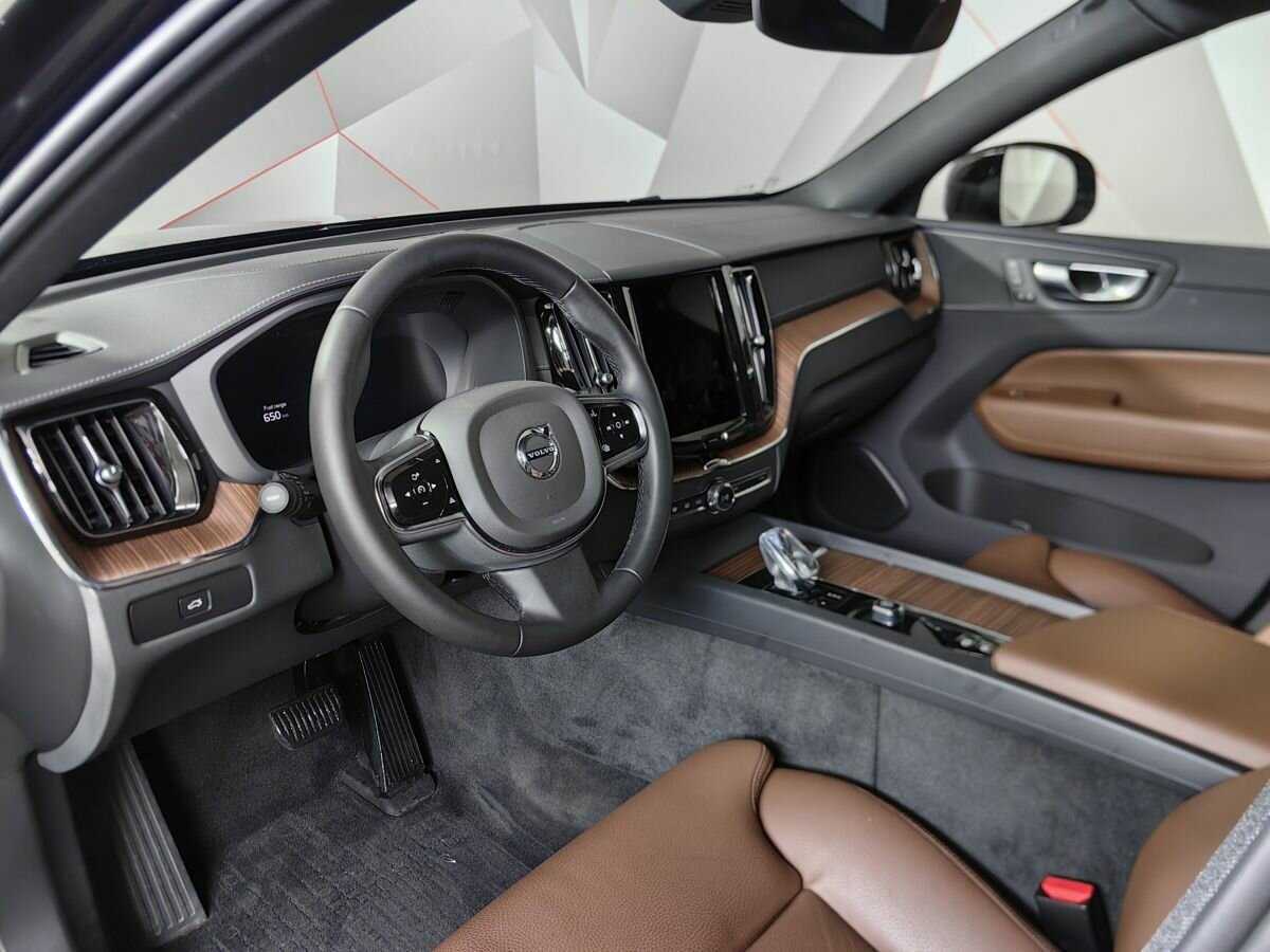 Купить Volvo XC60 с пробегом. Фото: #12
