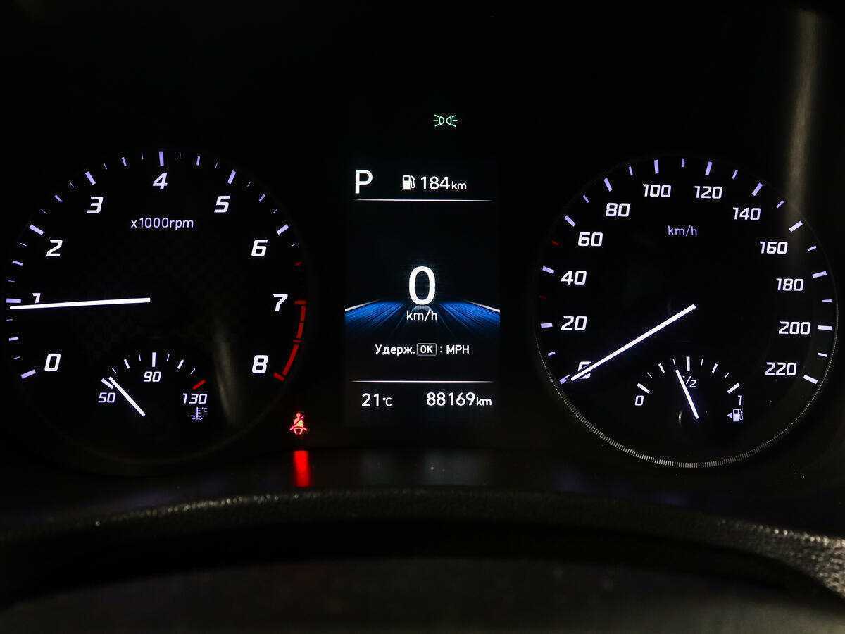 Купить Hyundai Solaris с пробегом. Фото: #10