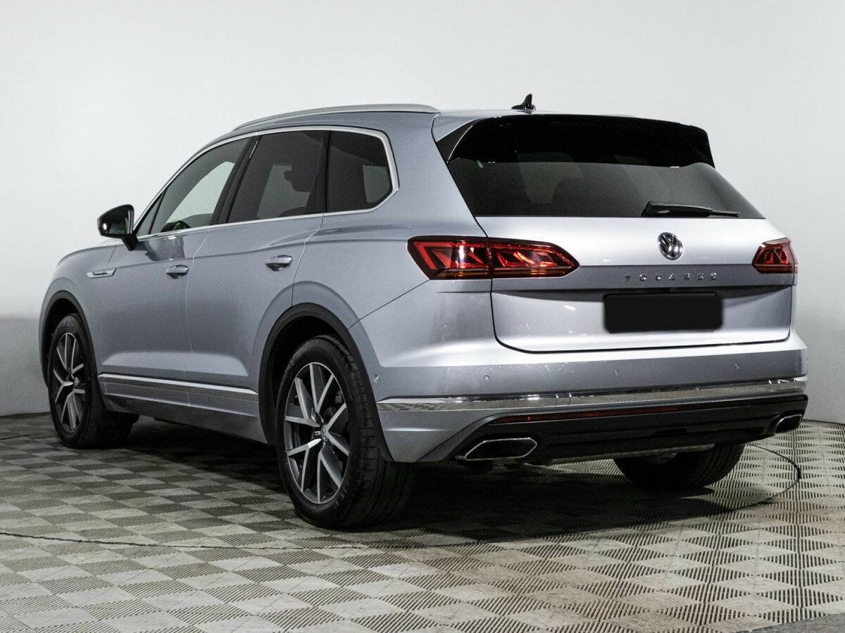 Купить Volkswagen Touareg с пробегом. Фото: #6