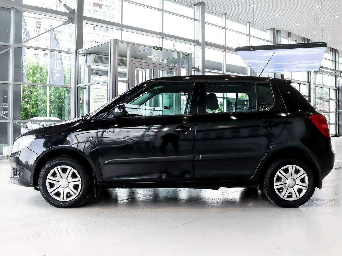 Купить Skoda Fabia с пробегом. Фото: #6