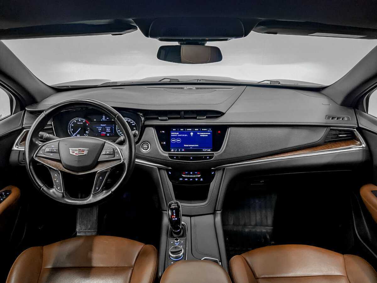 Купить Cadillac XT5 с пробегом. Фото: #13
