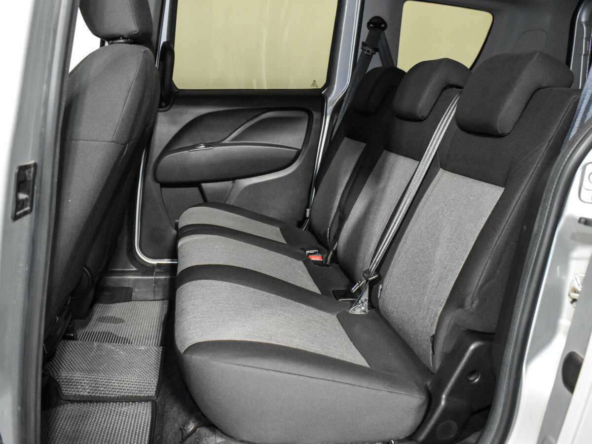 Купить Fiat Doblo с пробегом. Фото: #9