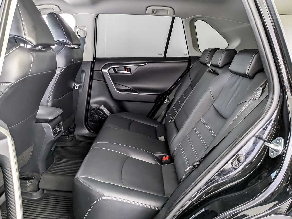 Купить Toyota RAV4 с пробегом. Фото: #9