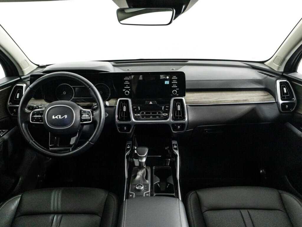 Купить Kia Sorento с пробегом. Фото: #12