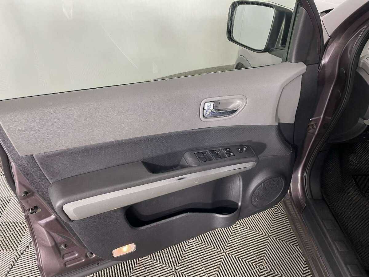 Купить Nissan X-Trail с пробегом. Фото: #7