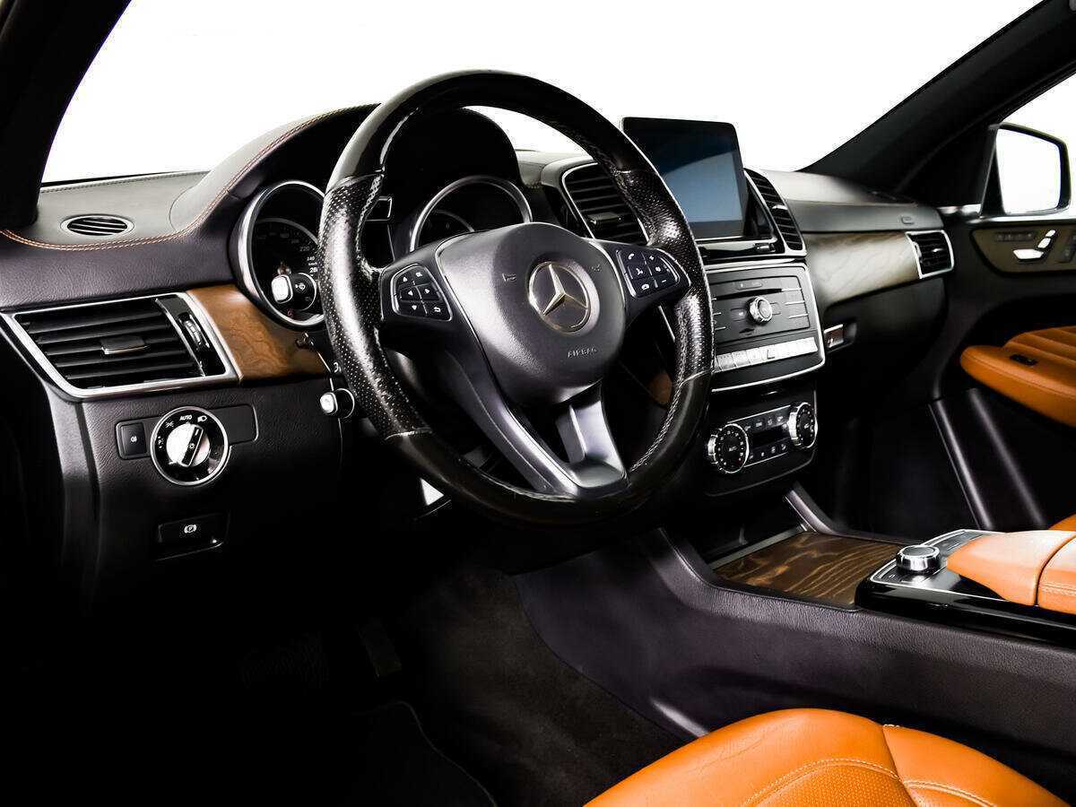 Купить Mercedes-Benz GLE Coupe с пробегом. Фото: #12