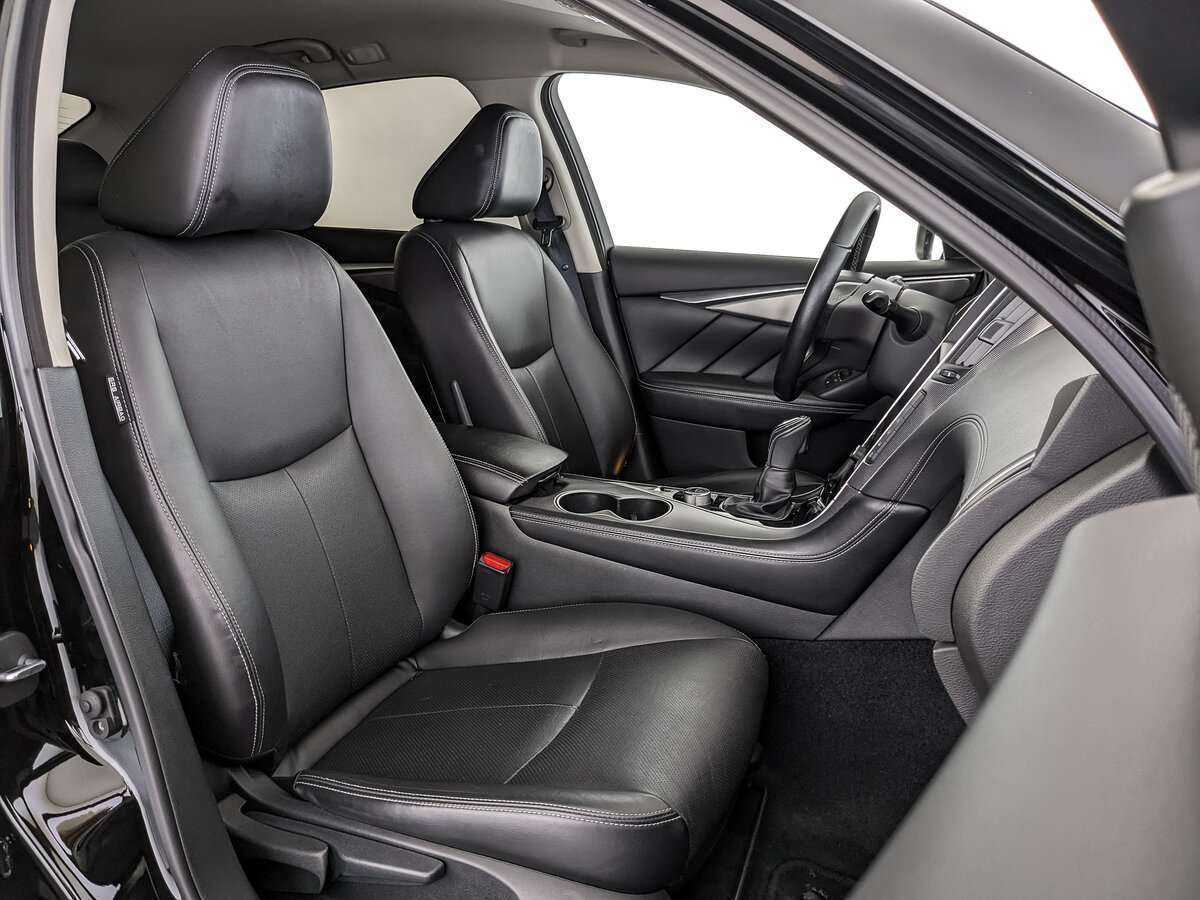 Купить Infiniti Q50 с пробегом. Фото: #18