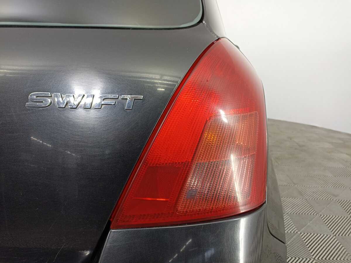 Купить Suzuki Swift с пробегом. Фото: #8