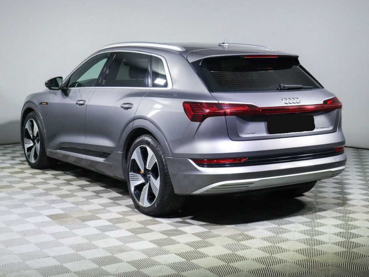 Купить Audi e-tron с пробегом. Фото: #5
