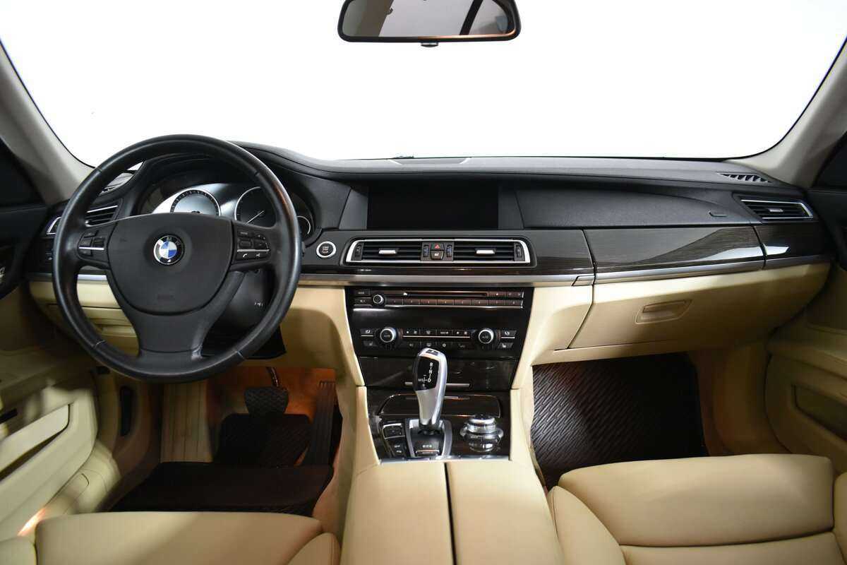 Купить BMW 7 серии с пробегом. Фото: #10