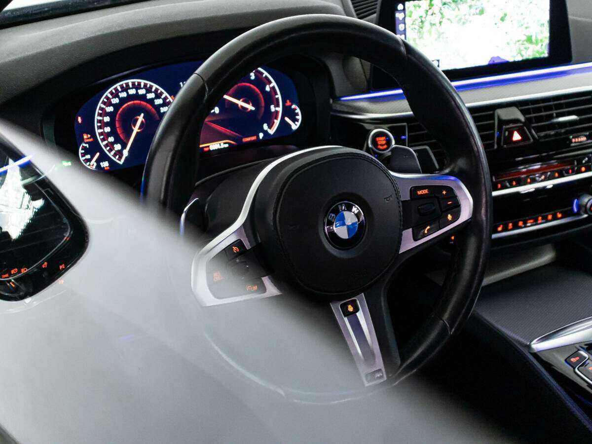 Купить BMW 5 серии с пробегом. Фото: #17