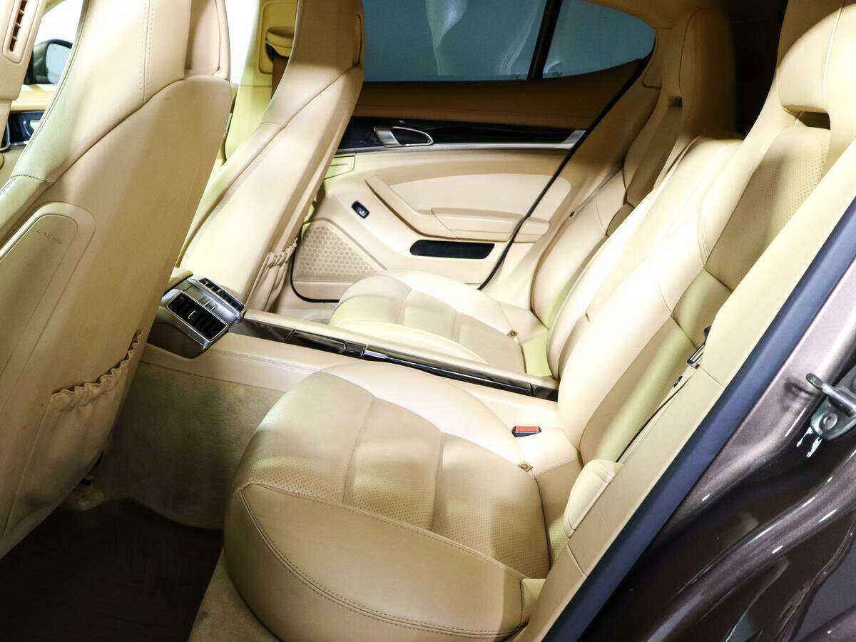 Купить Porsche Panamera с пробегом. Фото: #7