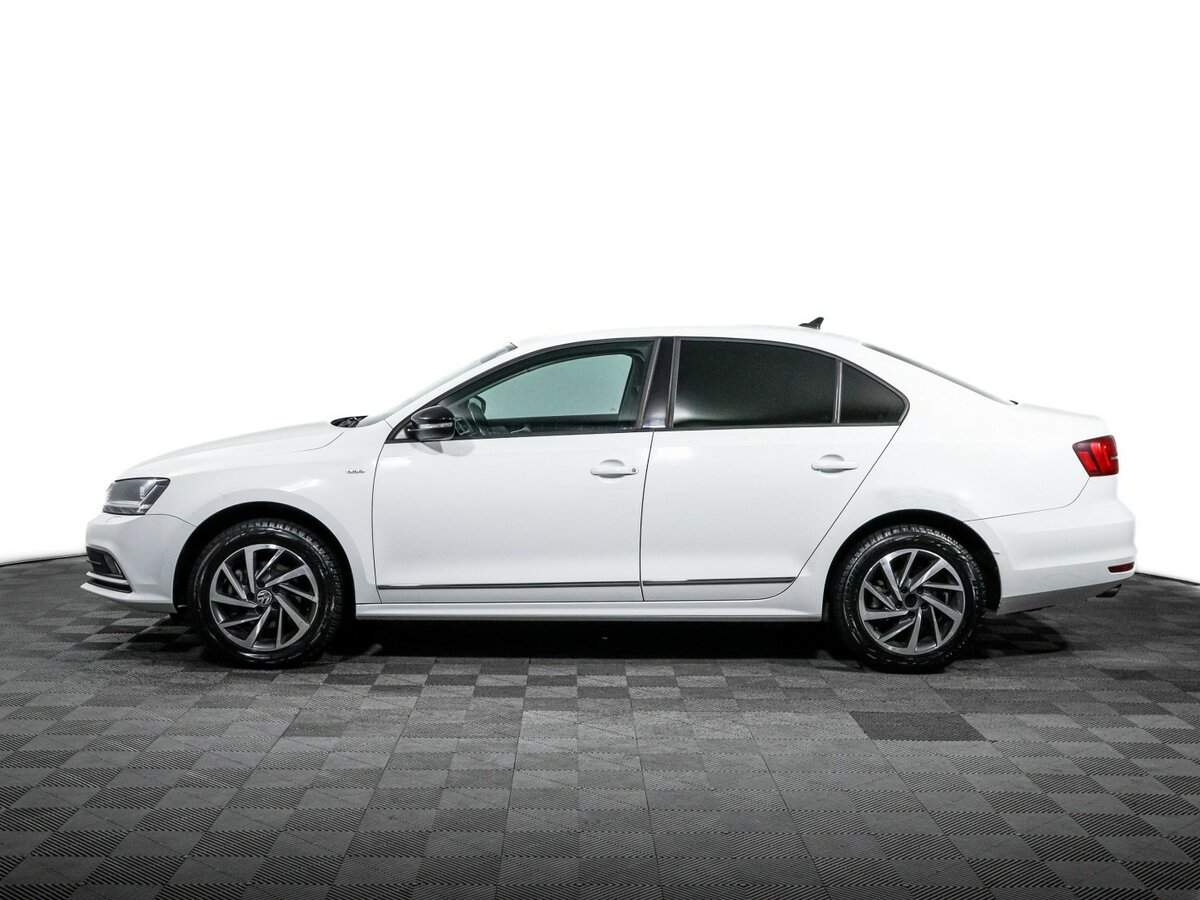Купить Volkswagen Jetta с пробегом. Фото: #7