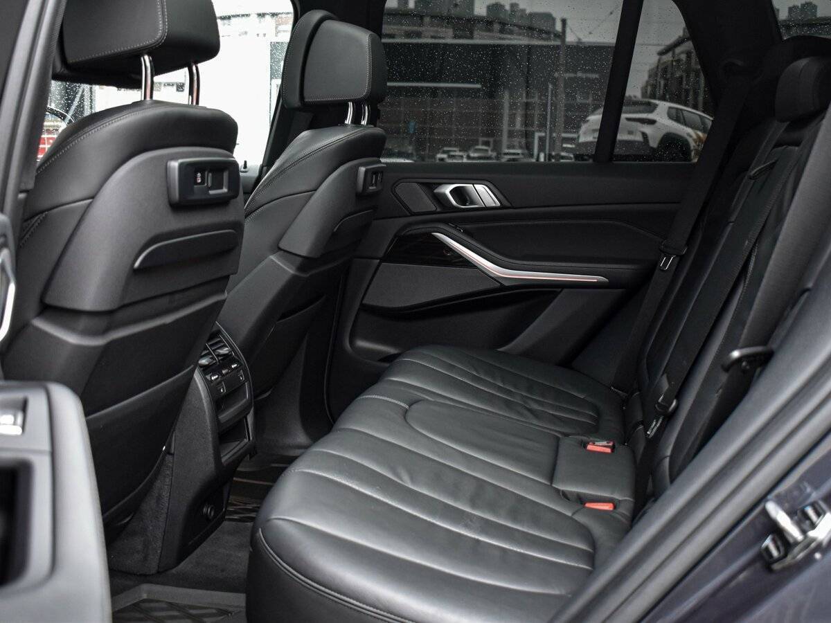 Купить BMW X5 с пробегом. Фото: #17