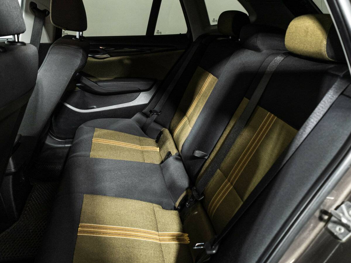 Купить BMW X1 с пробегом. Фото: #9
