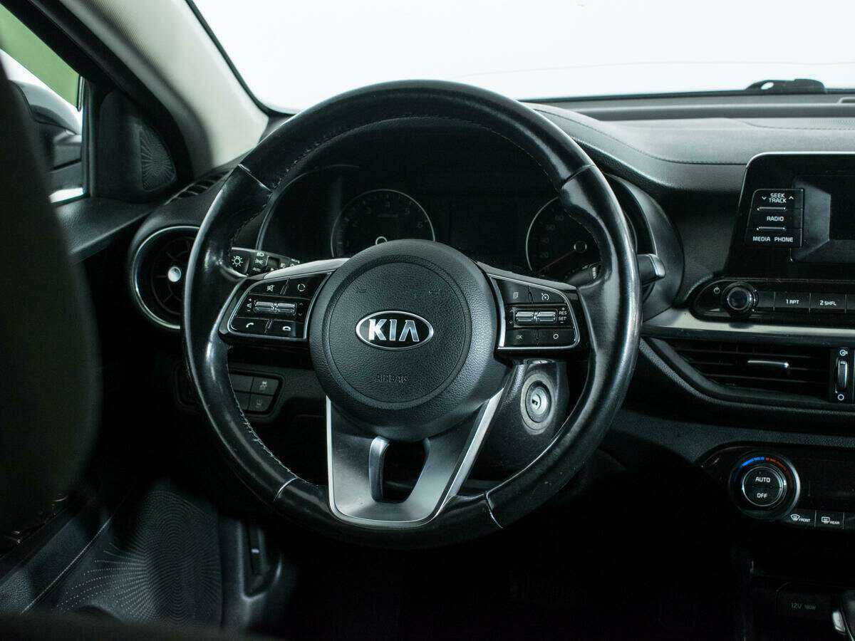 Купить Kia Cerato с пробегом. Фото: #11