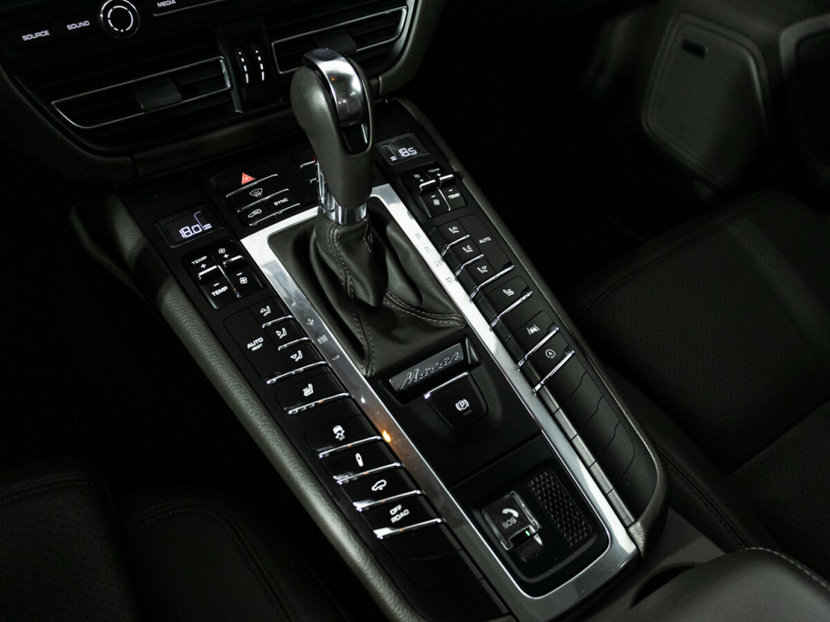 Купить Porsche Macan с пробегом. Фото: #16