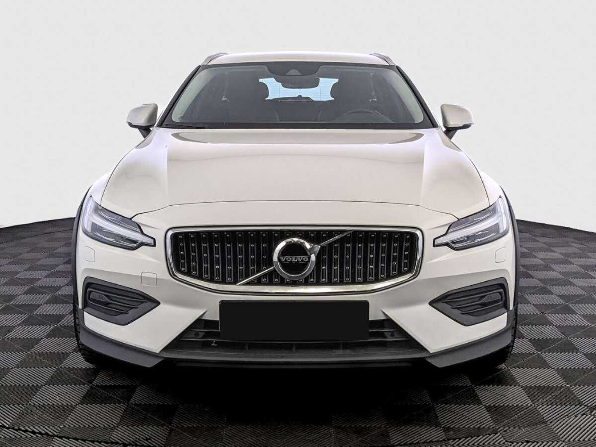 Купить Volvo V60 Cross Country с пробегом. Фото: #1