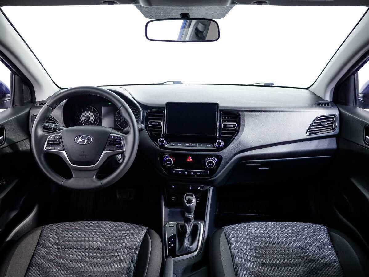 Купить Hyundai Solaris с пробегом. Фото: #8