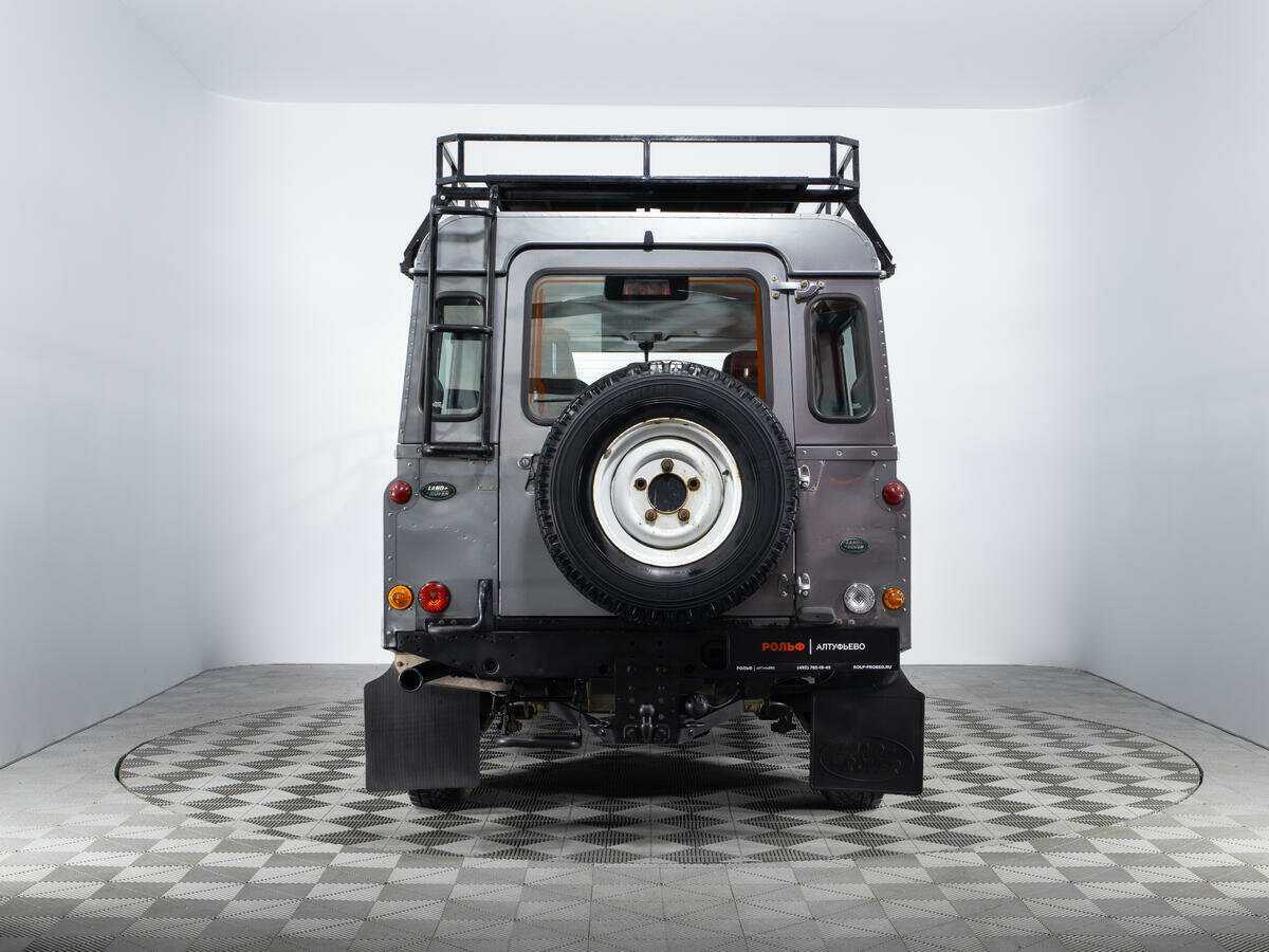 Купить Land Rover Defender с пробегом. Фото: #5