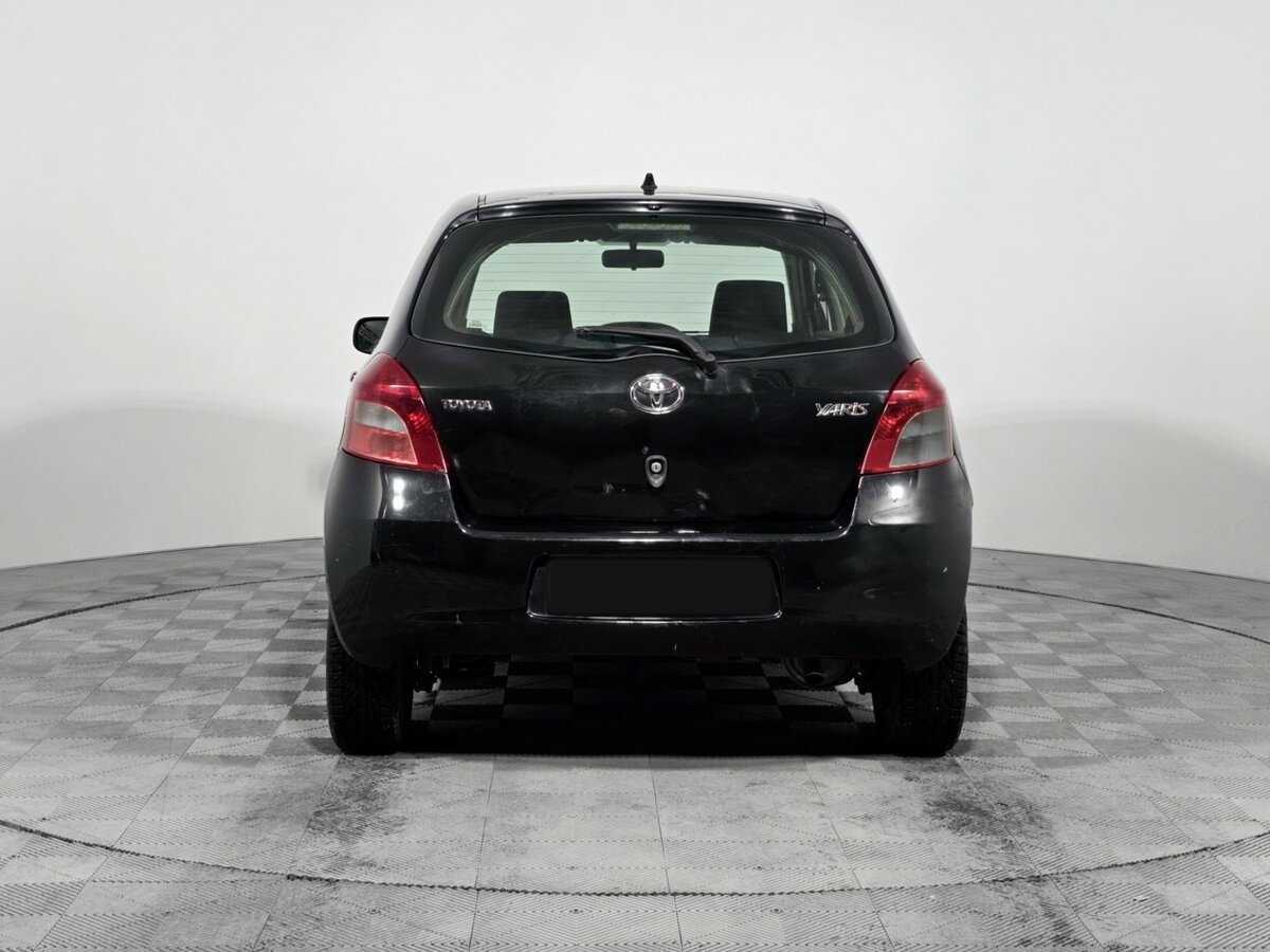 Купить Toyota Yaris с пробегом. Фото: #6