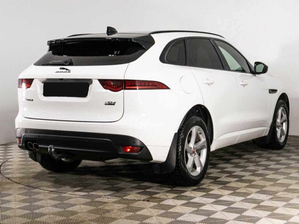 Купить Jaguar F-Pace с пробегом. Фото: #4