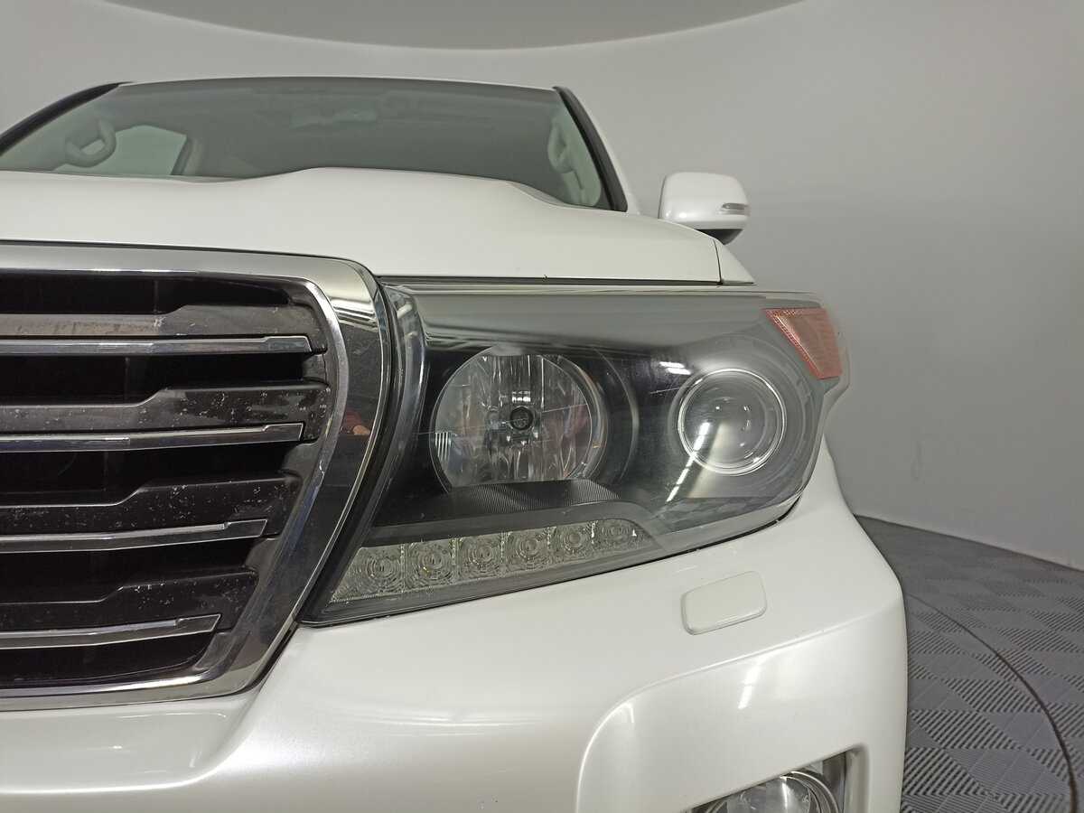 Купить Toyota Land Cruiser с пробегом. Фото: #16