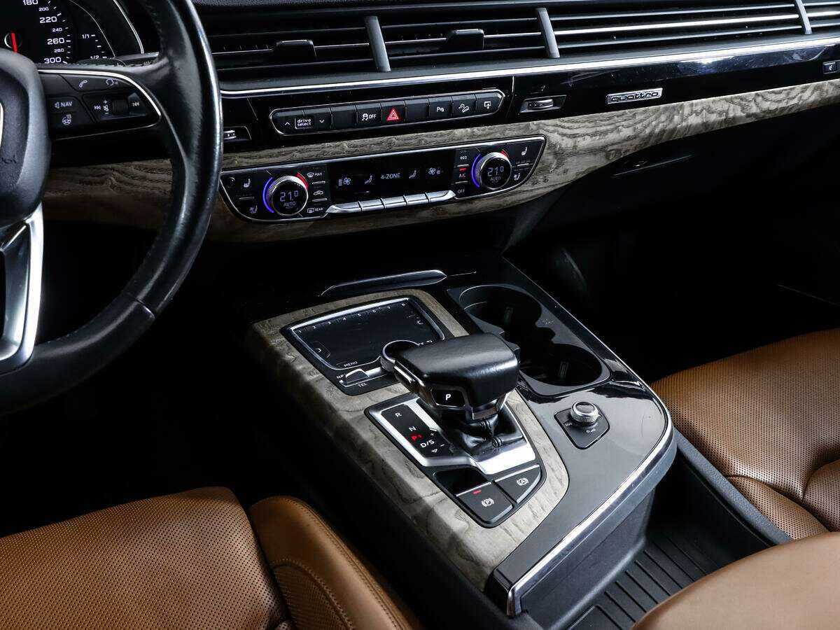 Купить Audi Q7 с пробегом. Фото: #10