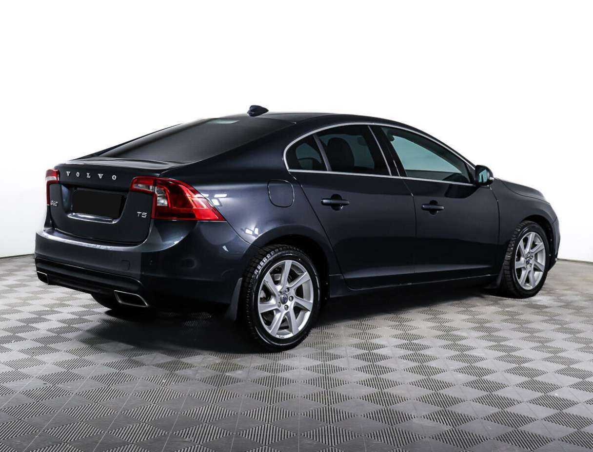 Купить Volvo S60 с пробегом. Фото: #4