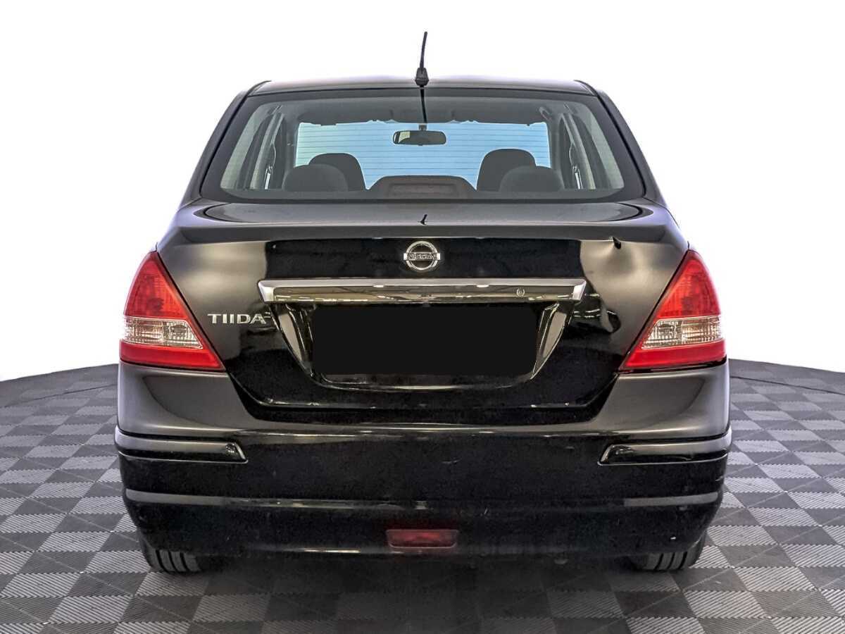 Купить Nissan Tiida с пробегом. Фото: #5
