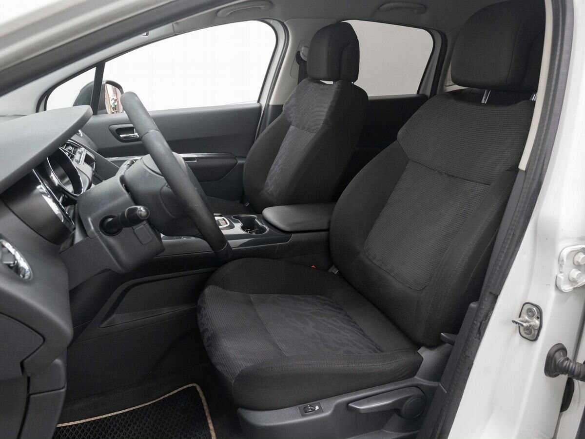 Купить Peugeot 3008 с пробегом. Фото: #8