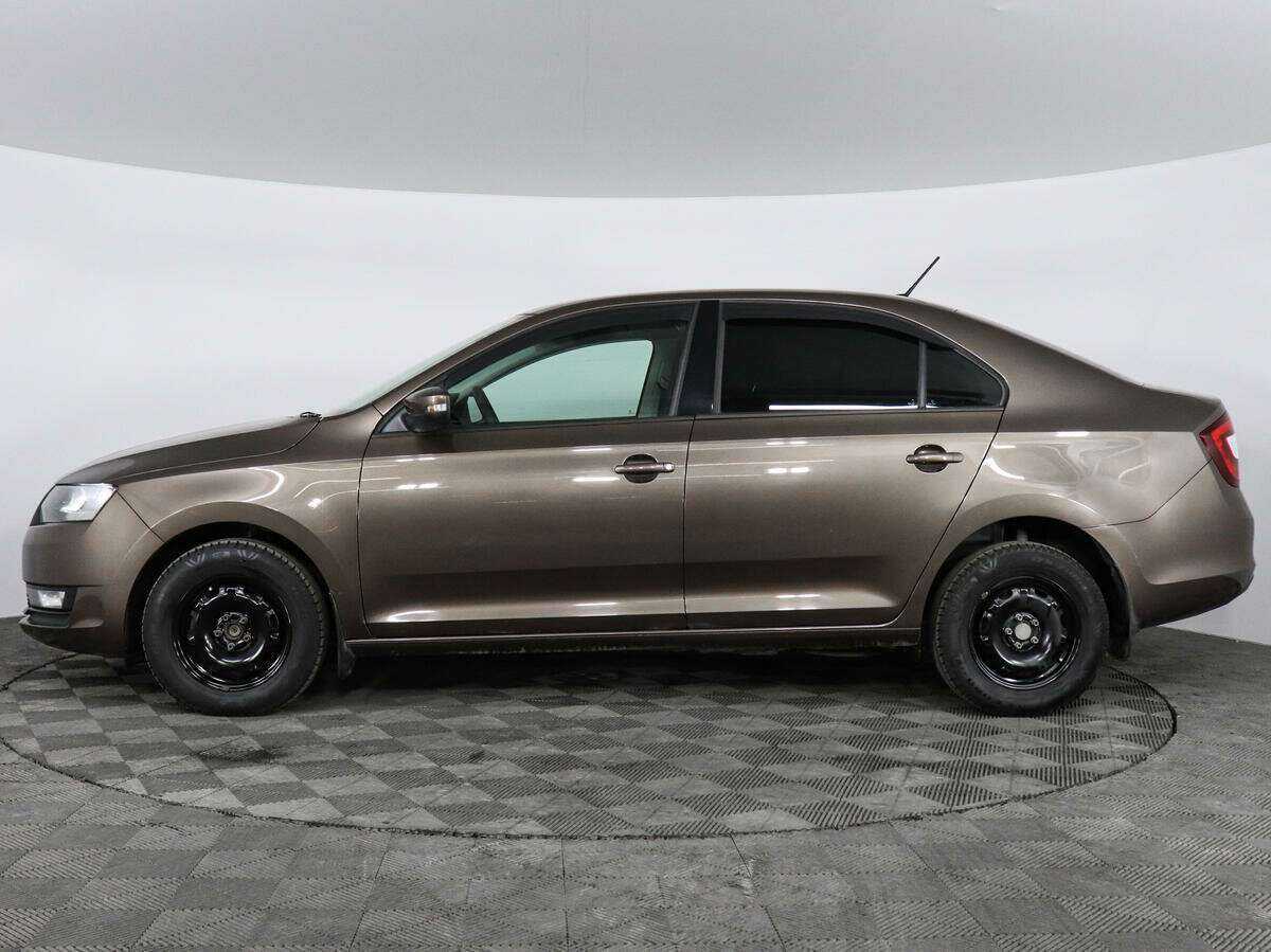 Купить Skoda Rapid с пробегом. Фото: #6