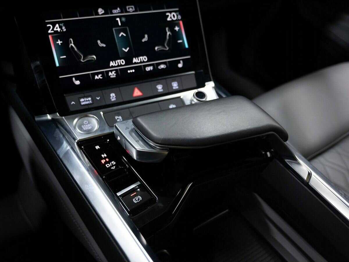 Купить Audi e-tron с пробегом. Фото: #25