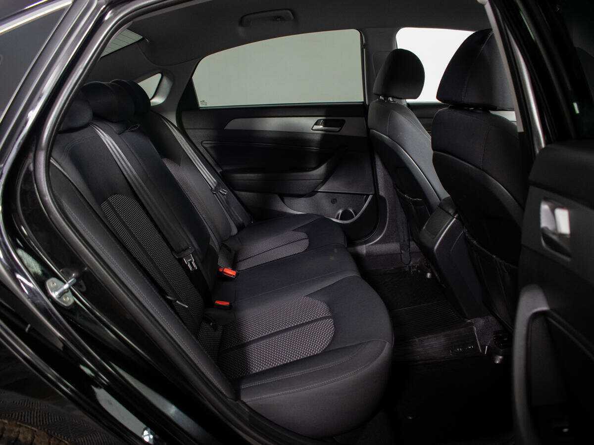 Купить Hyundai Sonata с пробегом. Фото: #7