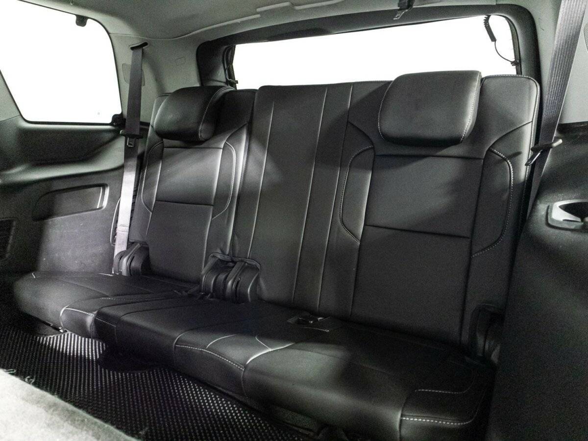 Купить Chevrolet Tahoe с пробегом. Фото: #18