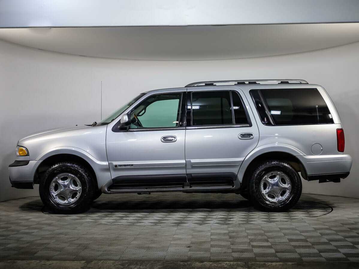 Купить Lincoln Navigator с пробегом. Фото: #6