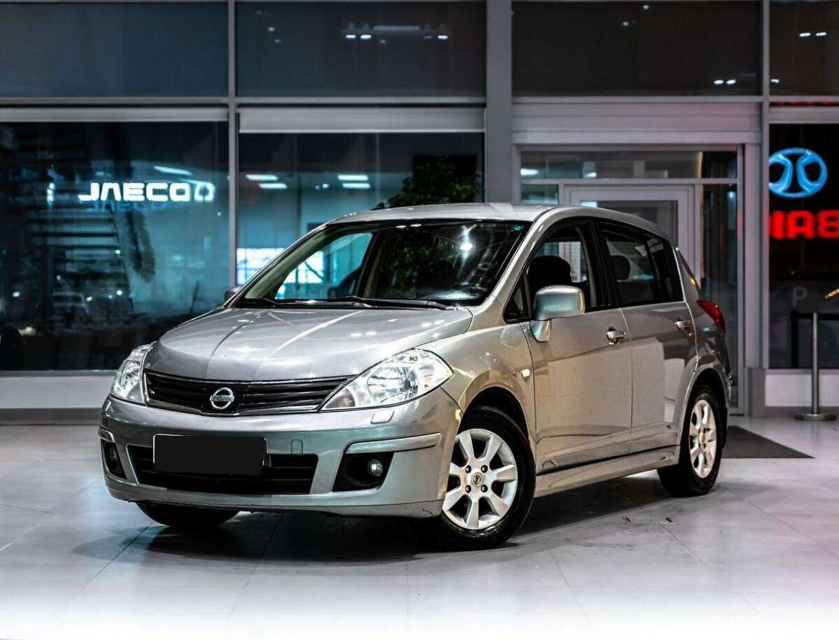Купить Nissan Tiida с пробегом. Фото: #0