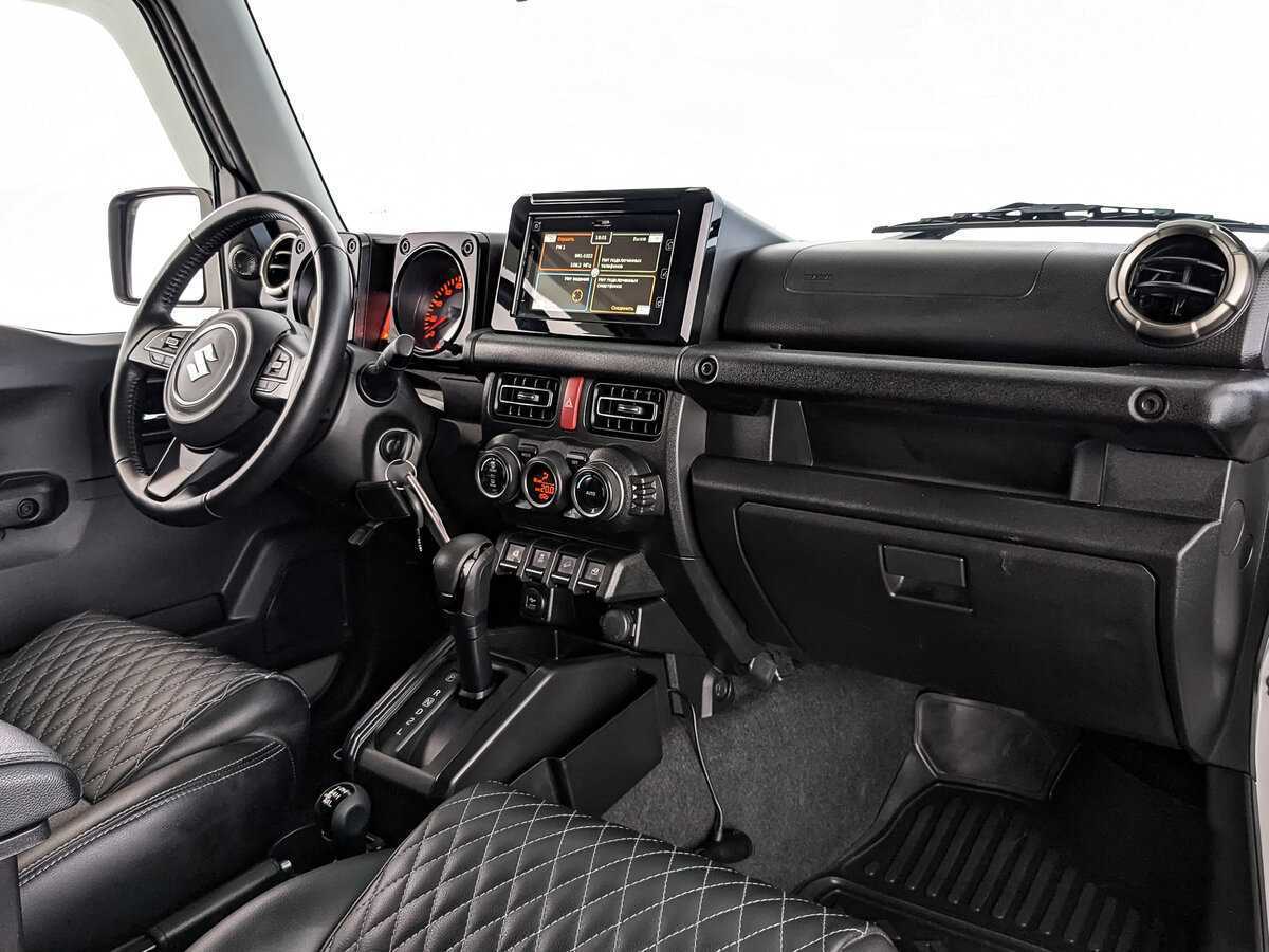 Купить Suzuki Jimny с пробегом. Фото: #8