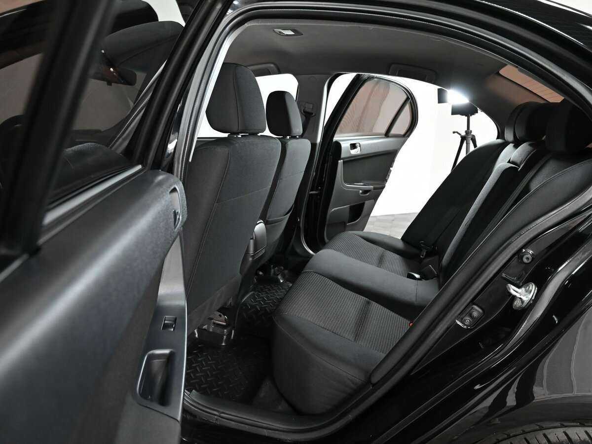 Купить Mitsubishi Lancer с пробегом. Фото: #5