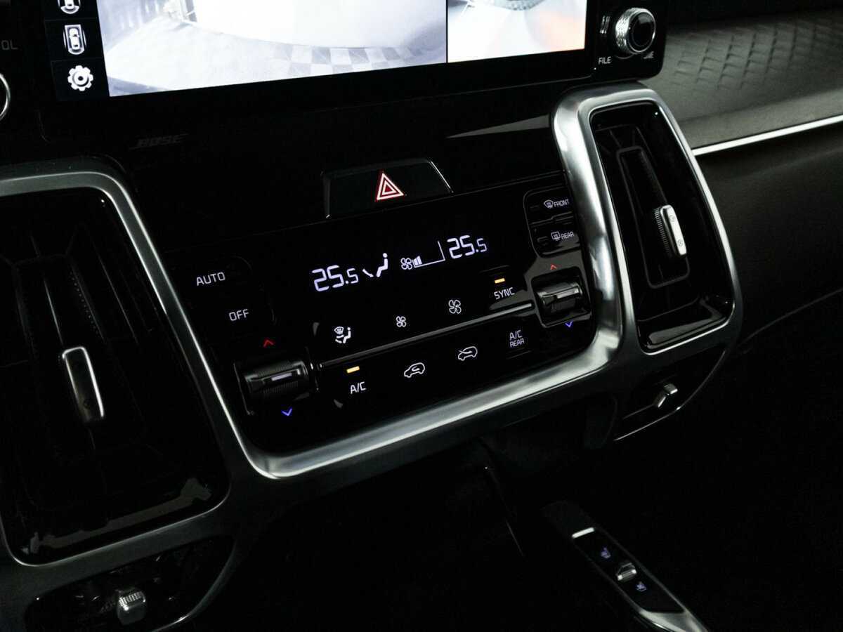 Купить Kia Sorento с пробегом. Фото: #24