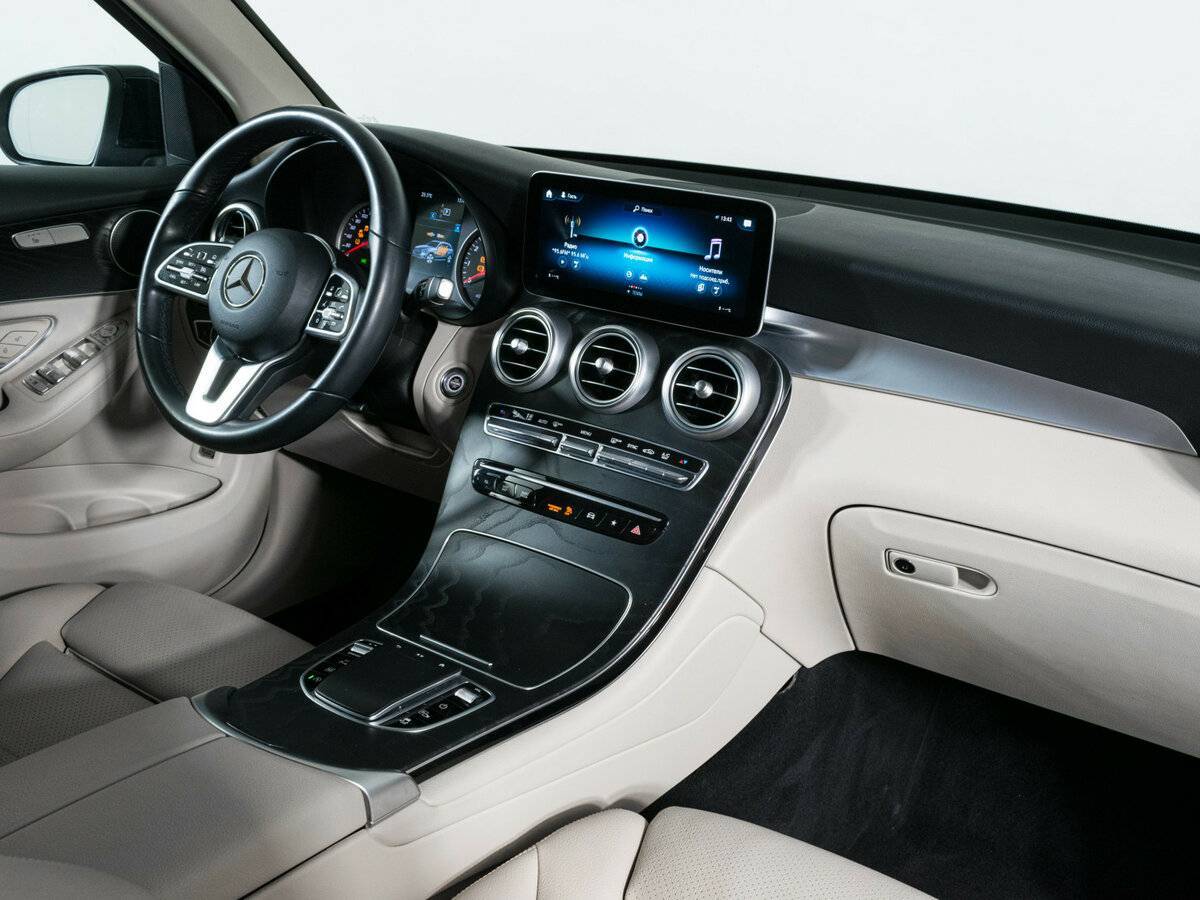 Купить Mercedes-Benz GLC с пробегом. Фото: #10