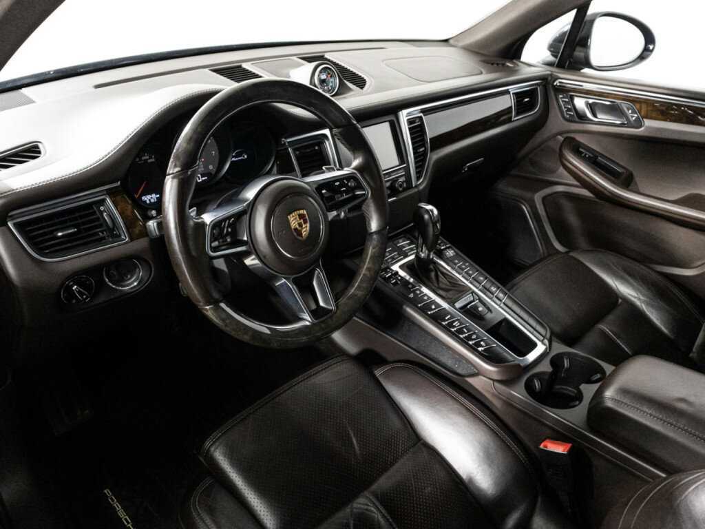 Купить Porsche Macan с пробегом. Фото: #10