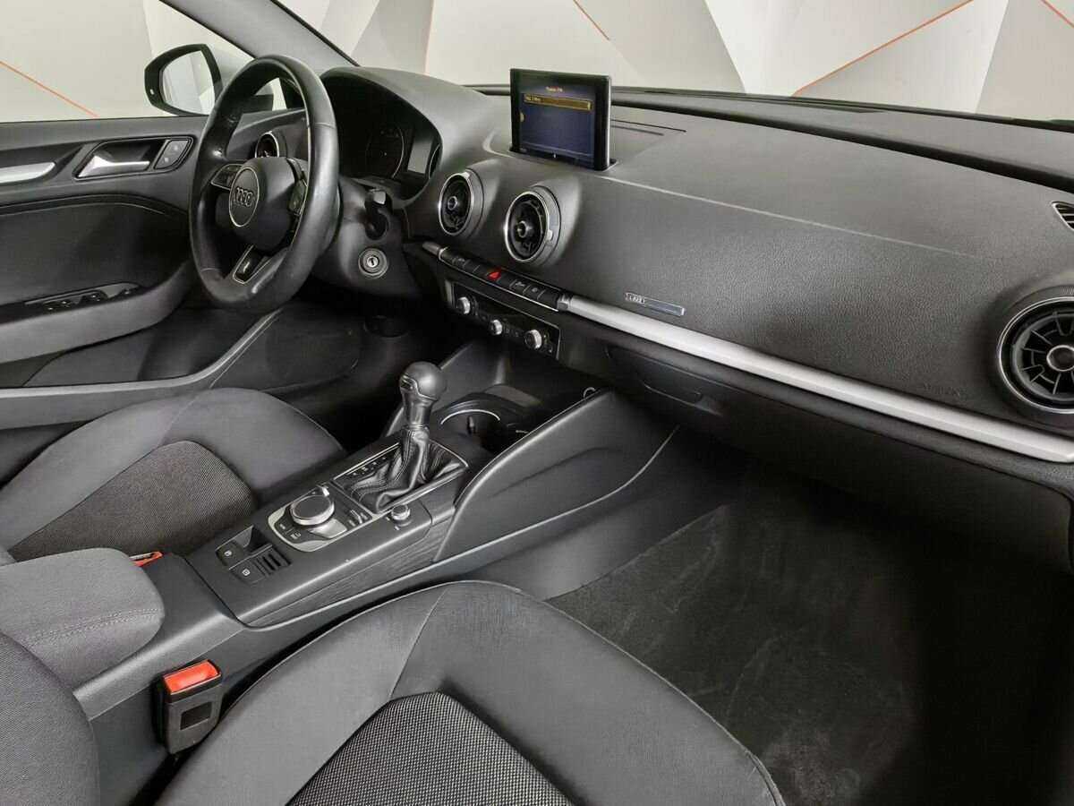 Купить Audi A3 с пробегом. Фото: #8