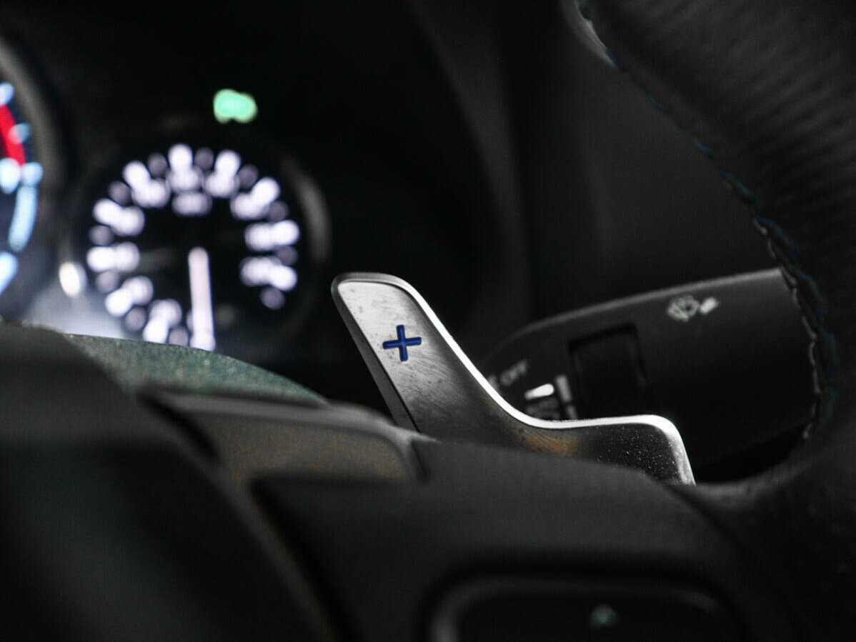 Купить Lexus RC F с пробегом. Фото: #21