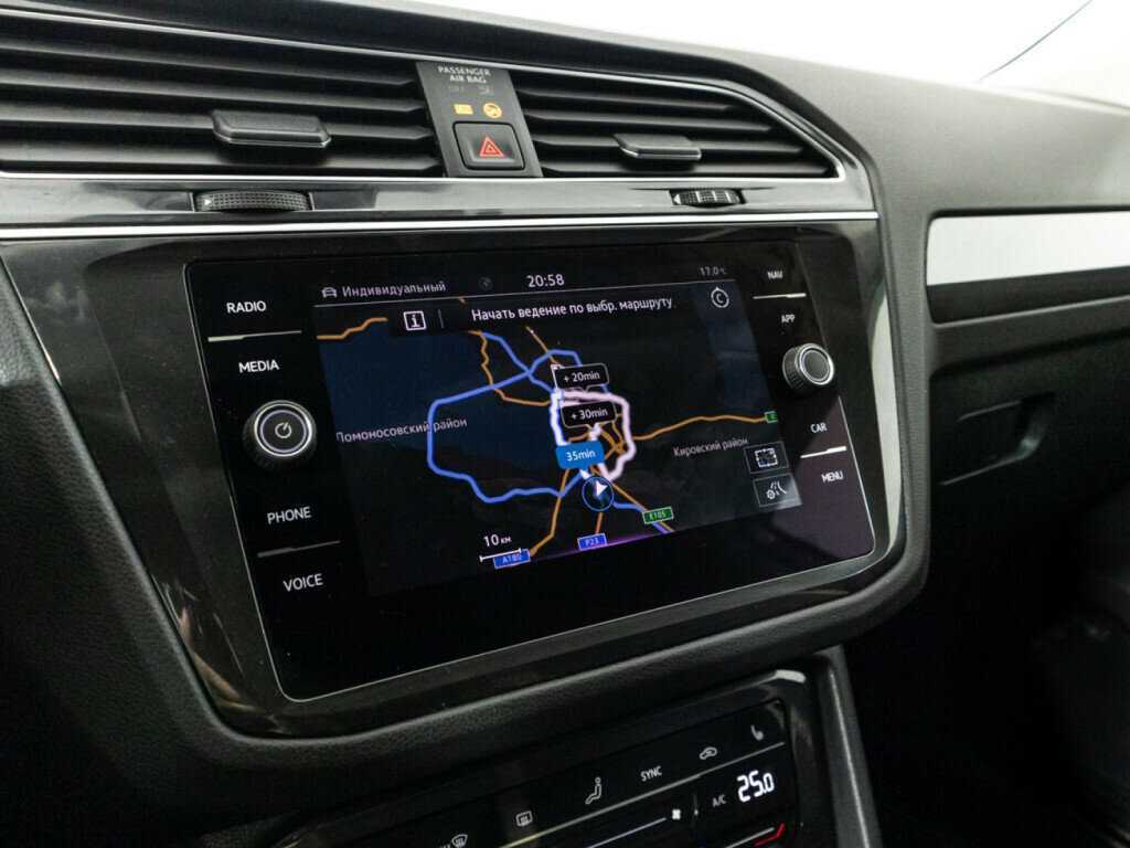 Купить Volkswagen Tiguan с пробегом. Фото: #16